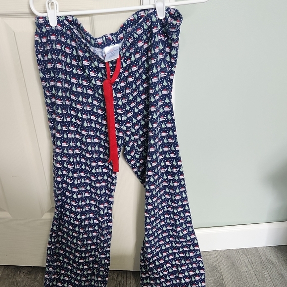 Vineyard Vines Navy and Red Fish Witb Santa Hat Pants - Picture 1 of 2